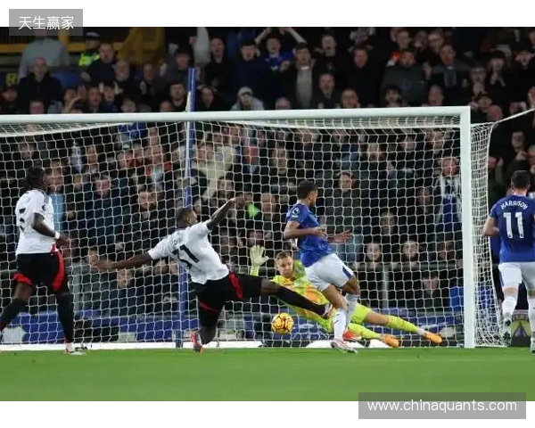 富勒姆2-2利物浦全场数据:控球率46开,射门8-10,射正2-2 富勒姆2-2利物浦全场数据:控球率46开,射门8-10,射正2-2