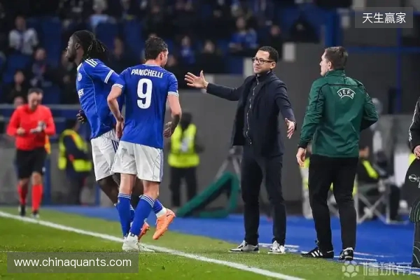 某法甲高层:罗西尼尔本赛季带白堡表现平平,切尔西压力大 某法甲高层:罗西尼尔本赛季带白堡表现平平,切尔西压力大