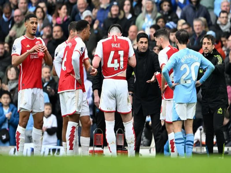 麦卡利斯特:维尔茨和埃基蒂克很有默契;我们要在主场赢曼城